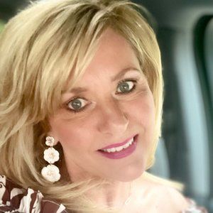 Meet your Posher, Teresa